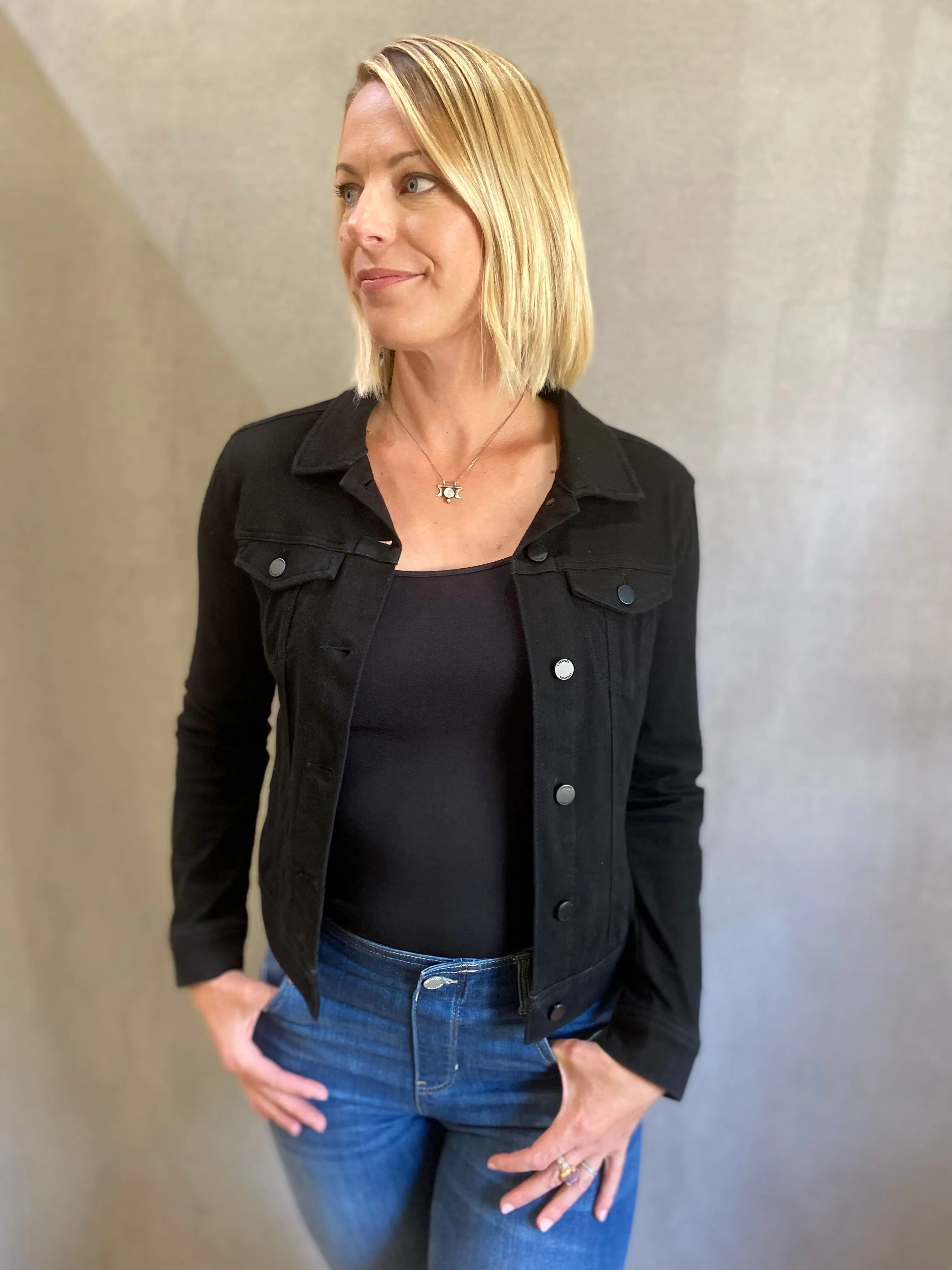Classic Powerflex Jean Jacket in Black Rinse | Liverpool