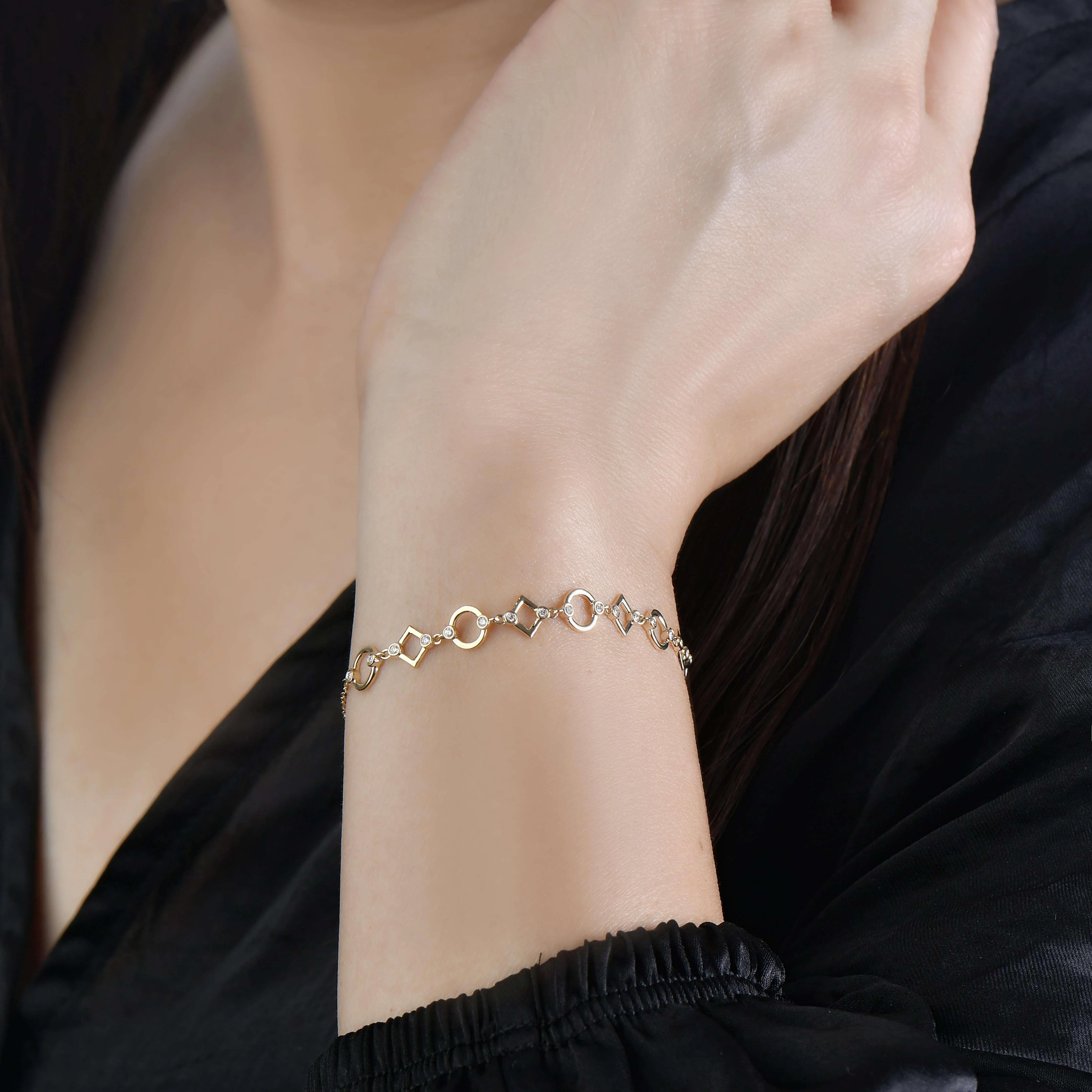 Connection Diamond Bracelet