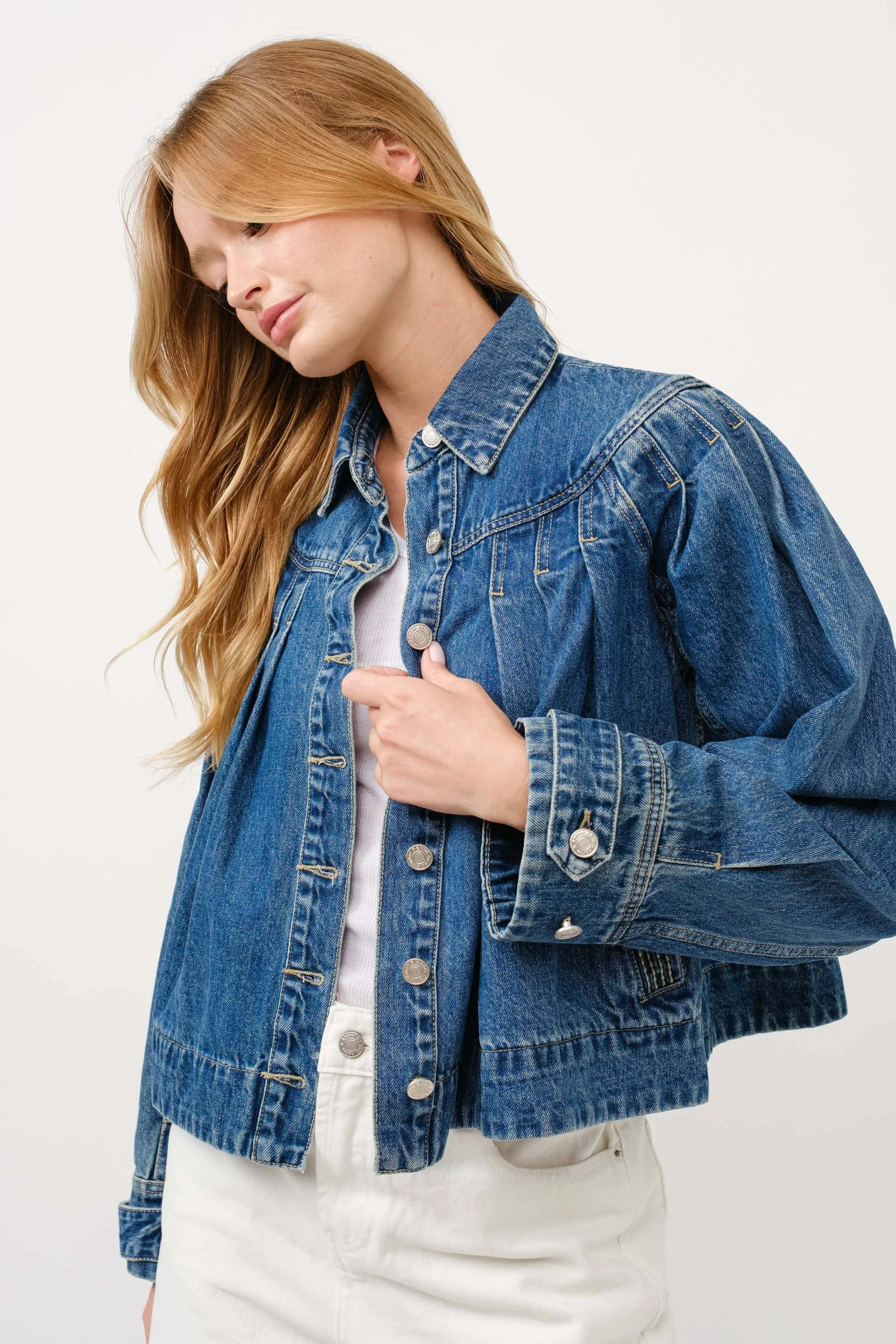 Debbie - Pleated Denim Jacket W/Stitch